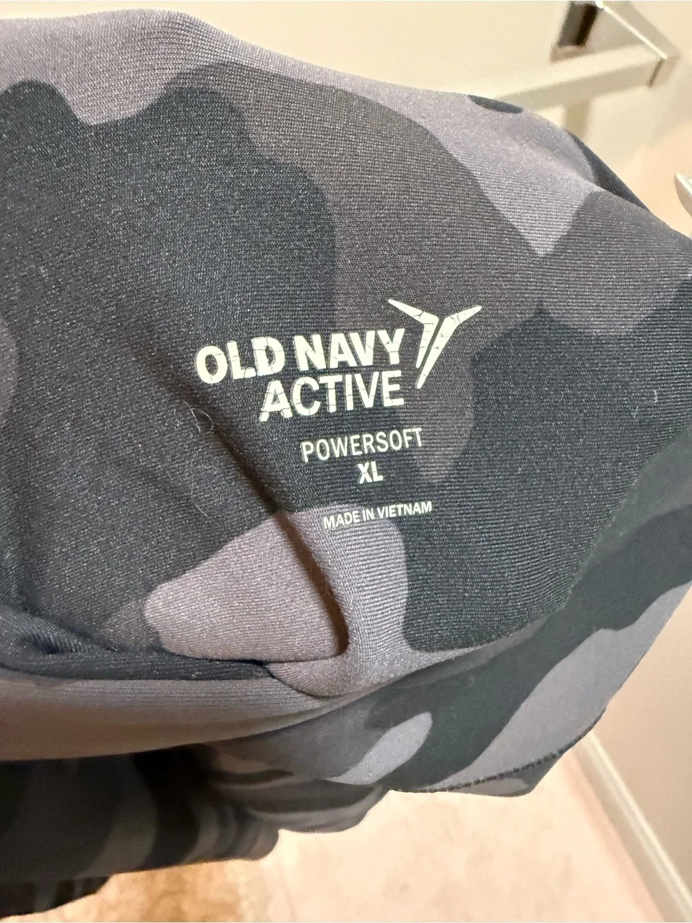 Old Navy logo smooth moisture